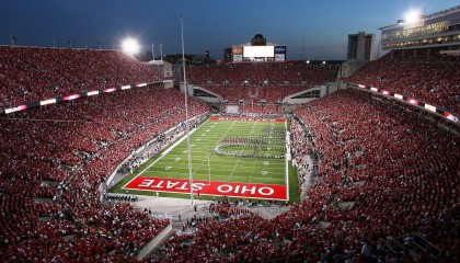 总冠军底蕴淬炼新辉煌 单外援四川男篮刮起青春风暴