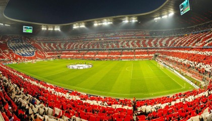 意甲争冠格局生变？拉瓦内利直言，米兰双雄领跑，尤文已掉队