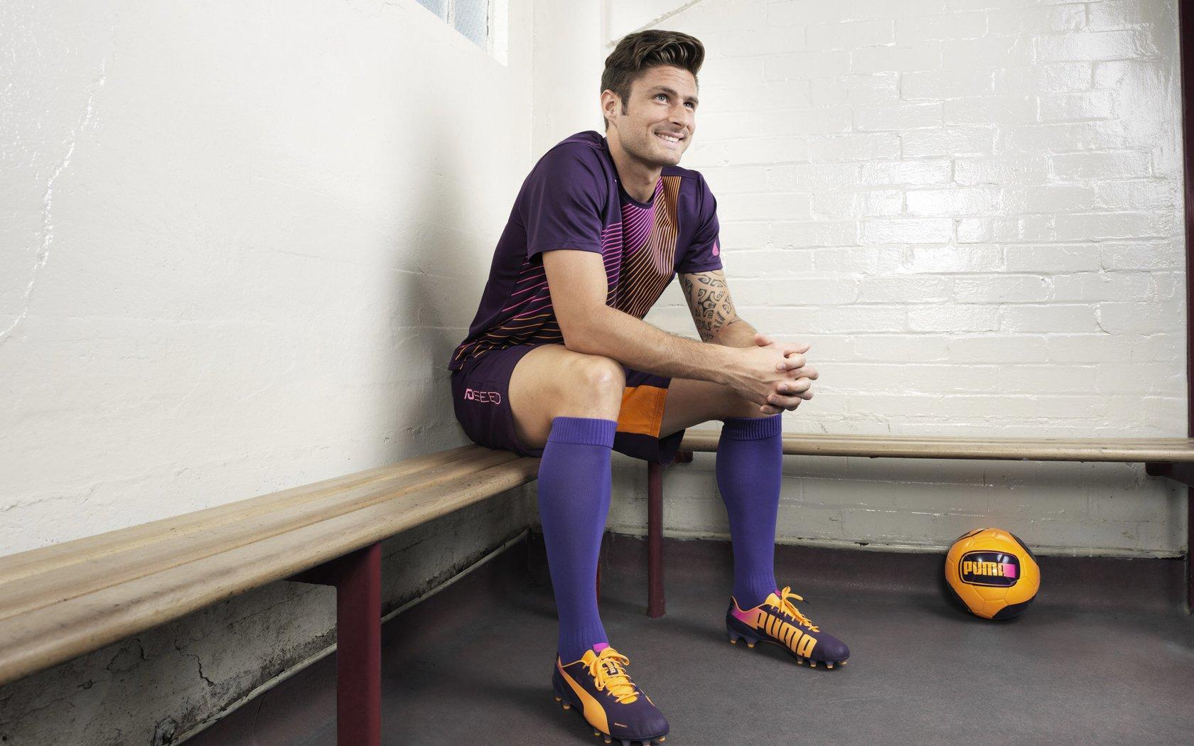 德转最新数据揭示进攻效率巅峰，凯恩跻身历史级制造进球榜前十